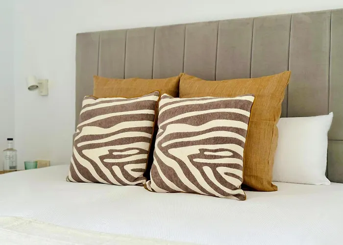 Canaryislandshost L Amapola *